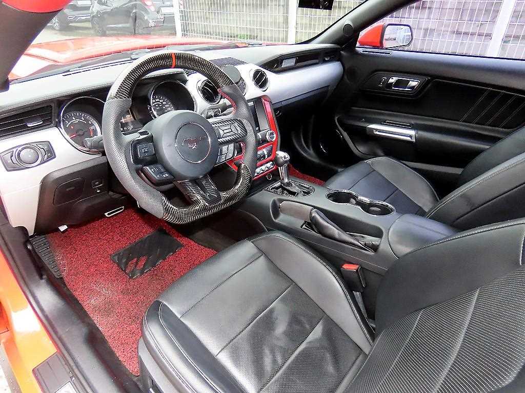 Ford Mustang — photo 07