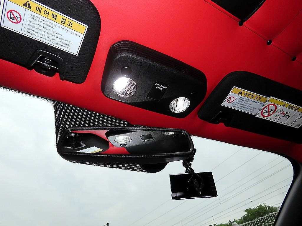 Ford Mustang — photo 15