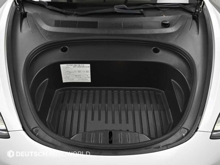Tesla Model 3 — photo 06