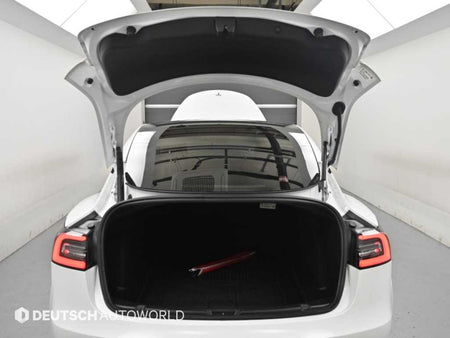 Tesla Model 3 — photo 19