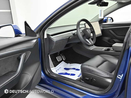 Tesla Model 3 — photo 11