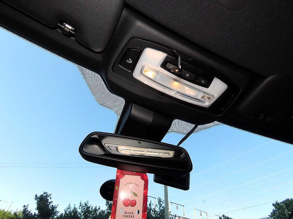 BMW 4-Series — photo 17