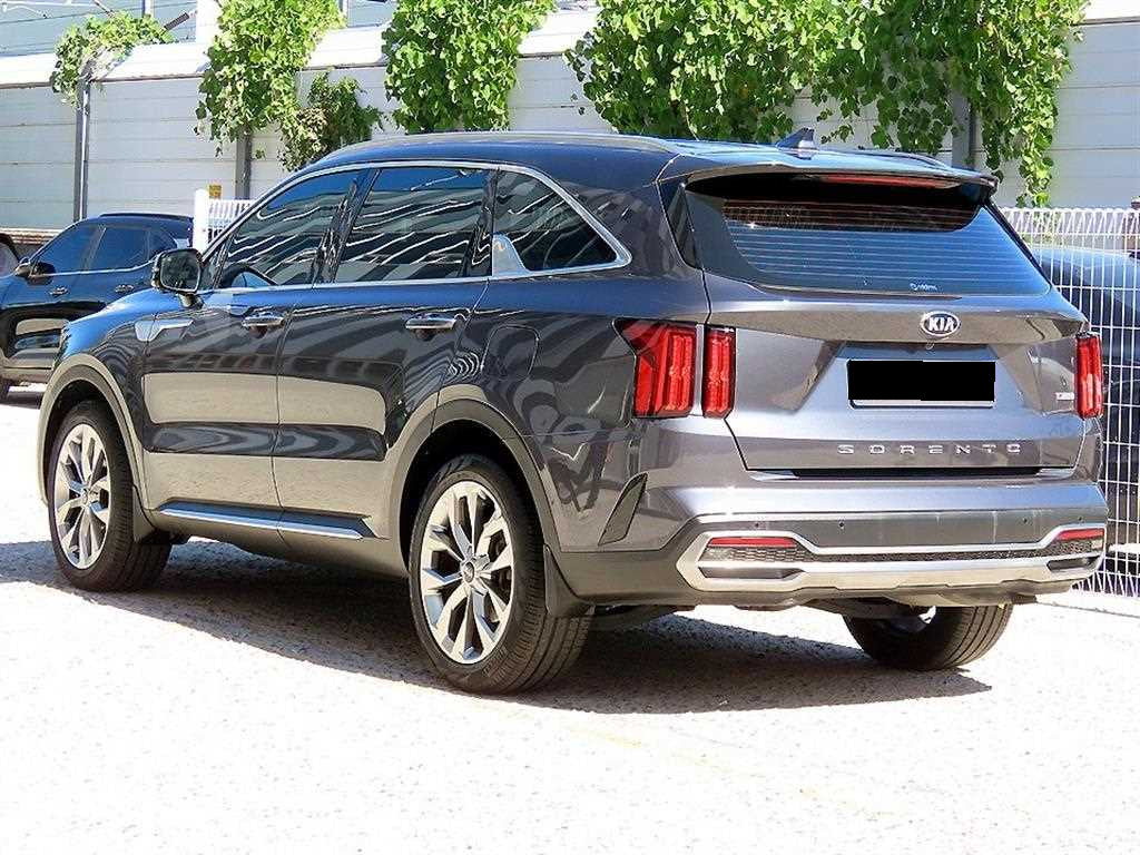 Kia Sorento — photo 03