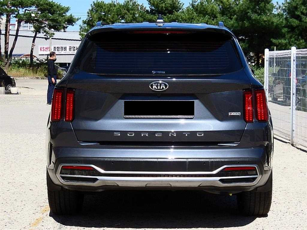 Kia Sorento — photo 04
