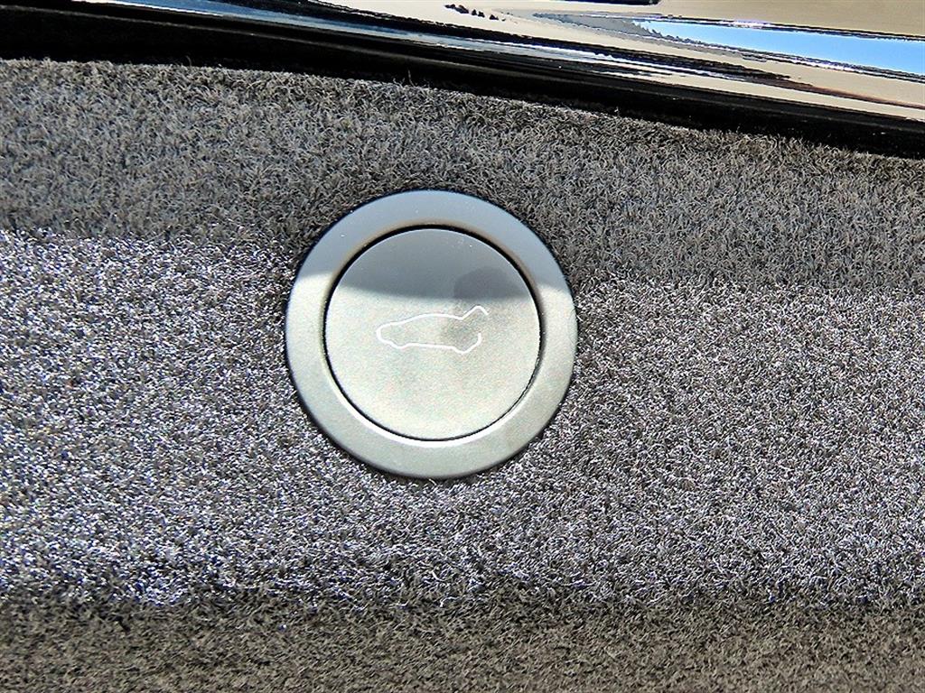 Tesla Model 3 — photo 17