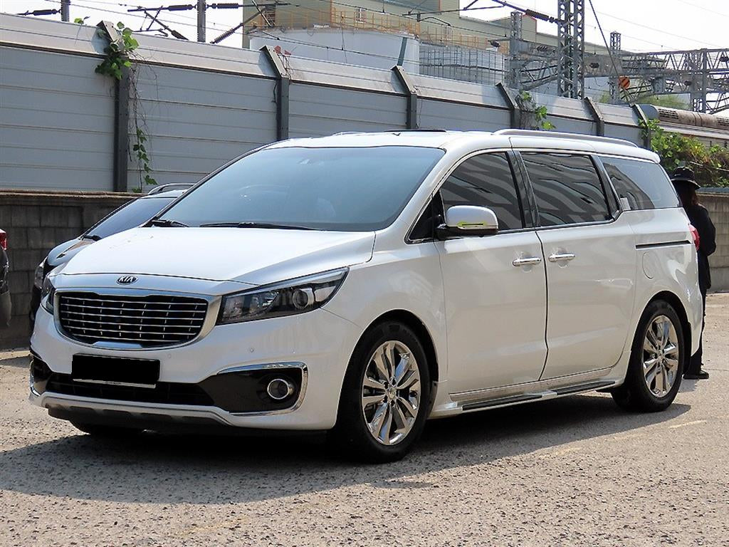 Kia Carnival — photo 02