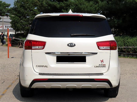 Kia Carnival — photo 04