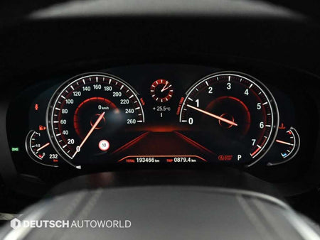 BMW 5-Series — photo 08