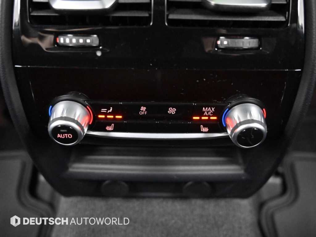 BMW 5-Series — photo 16