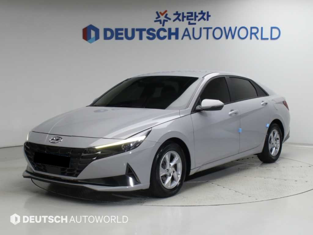 Hyundai Avante — photo 03