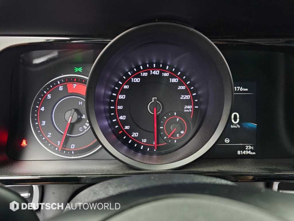 Hyundai Avante — photo 15