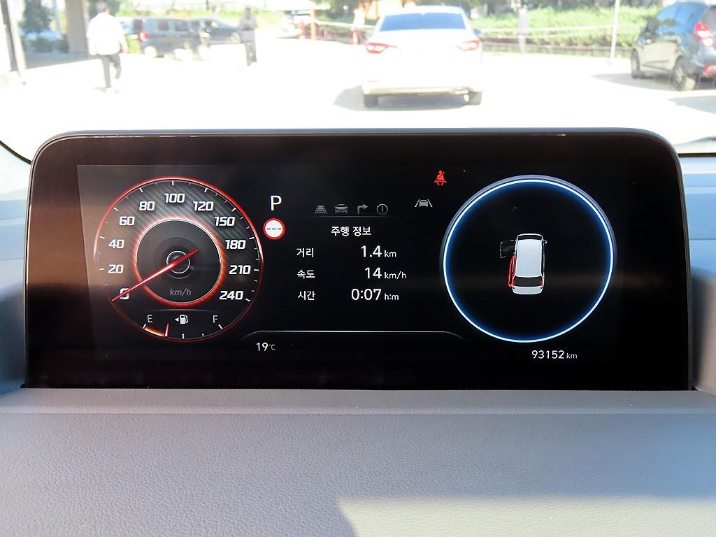 Hyundai Staria — photo 10