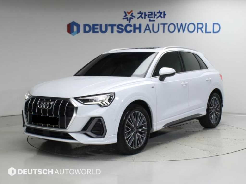 Audi Q3 — photo 01