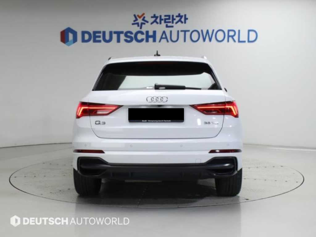 Audi Q3 — photo 04