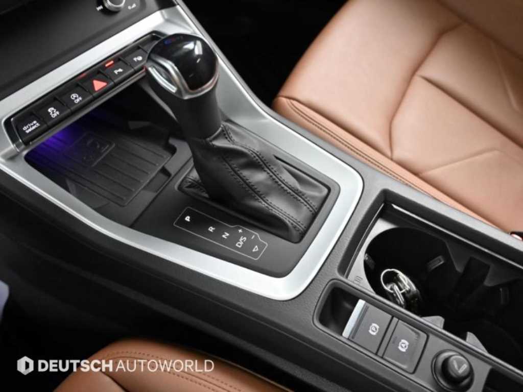 Audi Q3 — photo 09