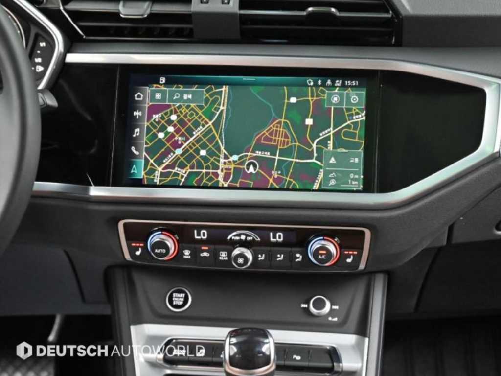 Audi Q3 — photo 14