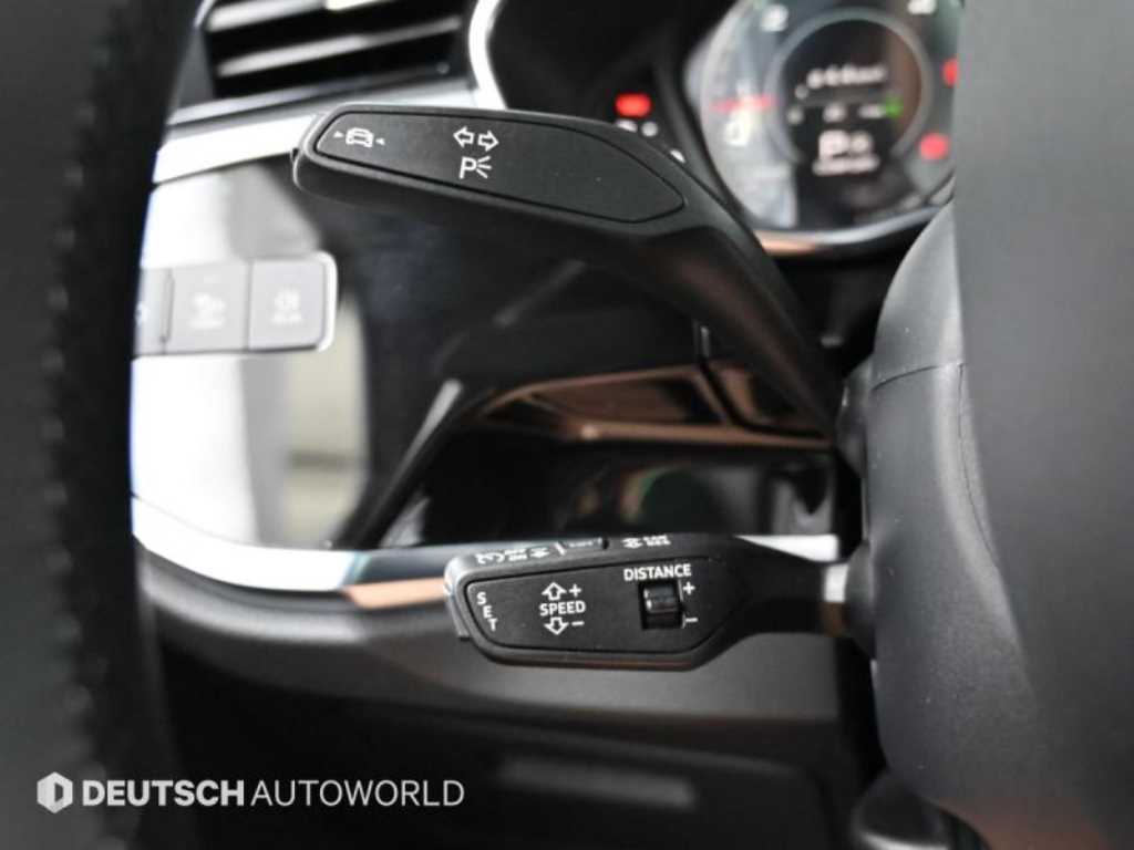Audi Q3 — photo 16