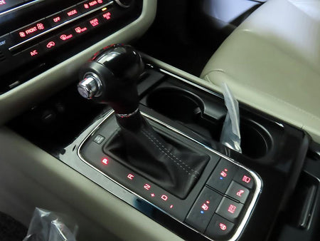 Kia Carnival — photo 12