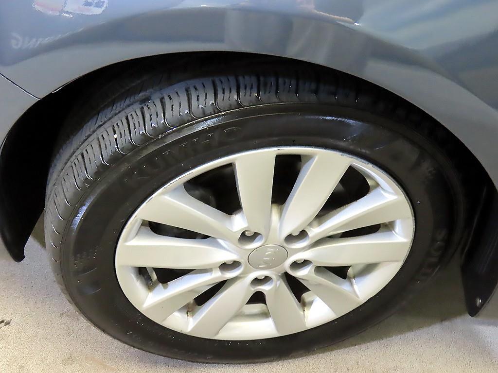 Kia K3 — photo 18