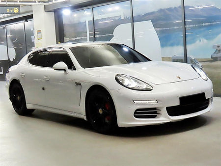 Porsche Panamera — photo 01