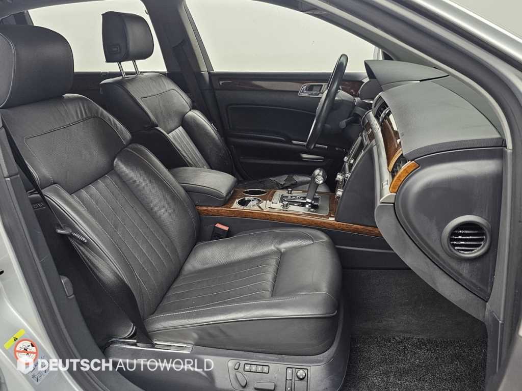 Volkswagen Phaeton — photo 10