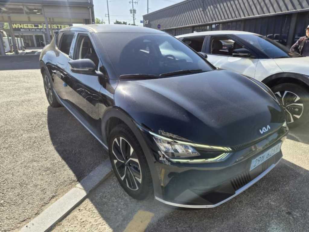 Kia EV6 — photo 03
