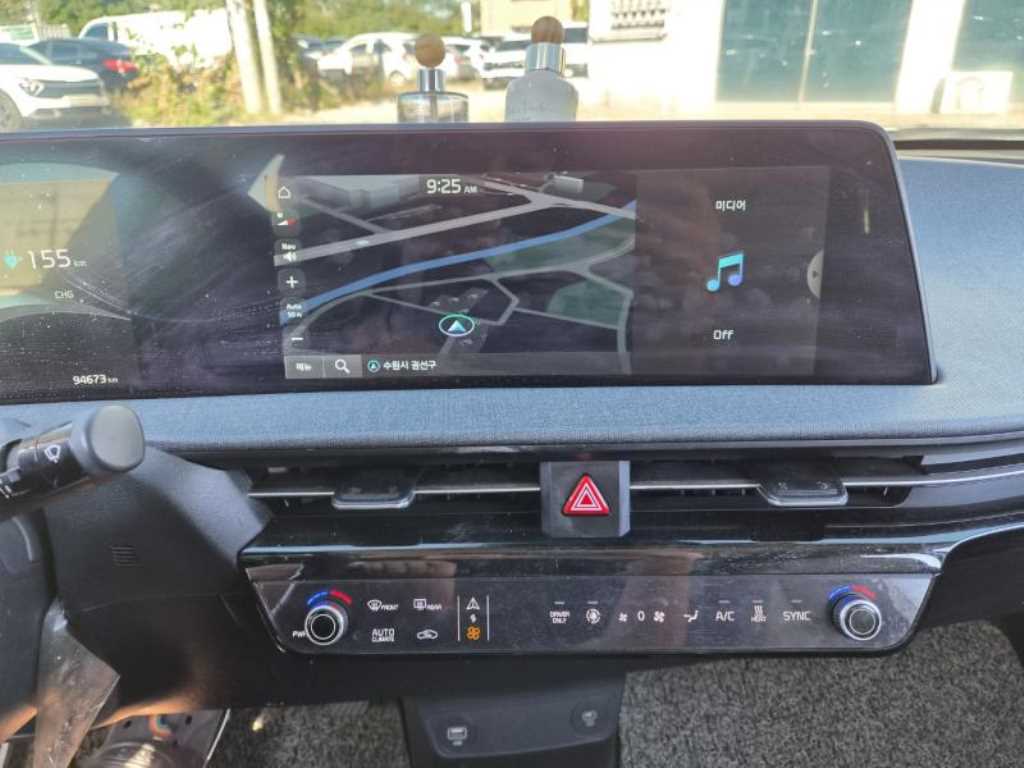 Kia EV6 — photo 15