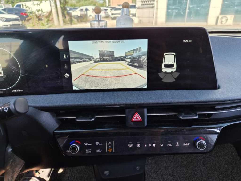 Kia EV6 — photo 16