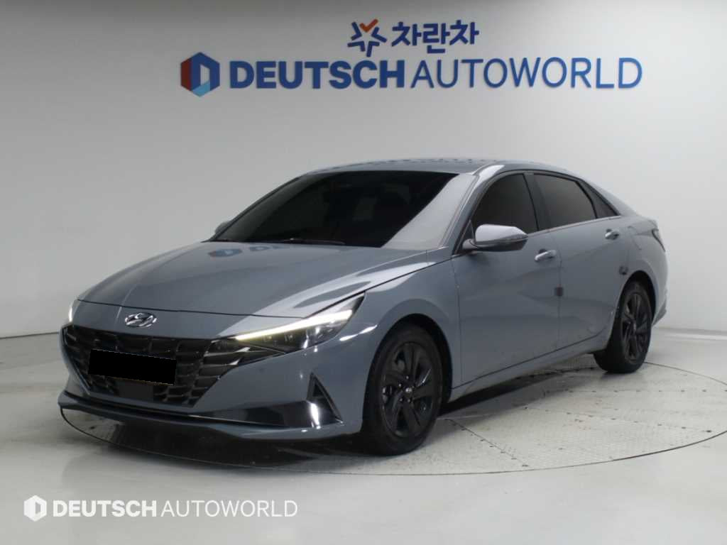 Hyundai Avante — photo 03