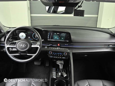 Hyundai Avante — photo 08