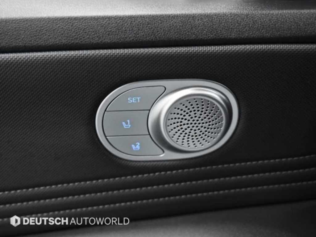 Hyundai Avante — photo 12
