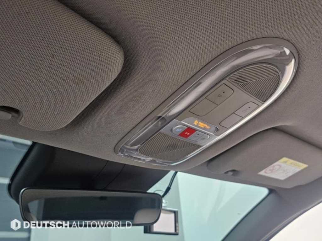 Hyundai Ioniq6 — photo 17