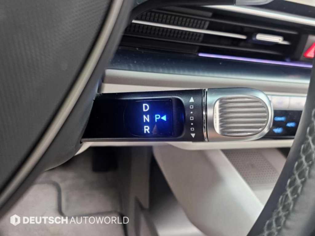 Hyundai Ioniq6 — photo 19