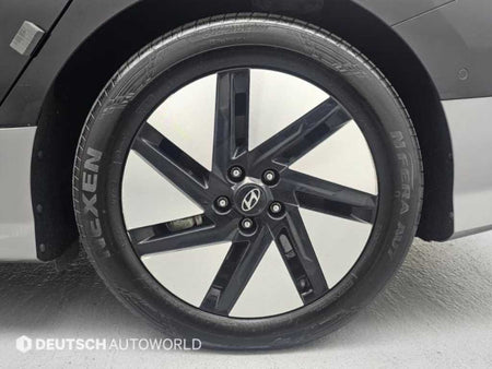 Hyundai Ioniq6 — photo 20