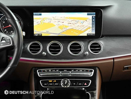 Mercedes-Benz E-Class — photo 14