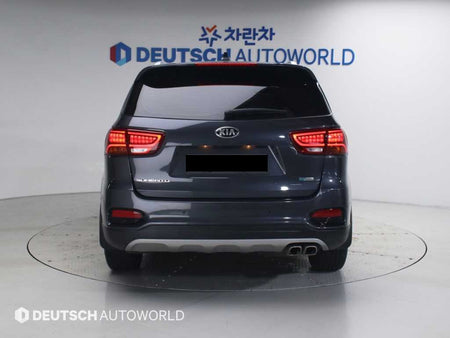 Kia Sorento — photo 03