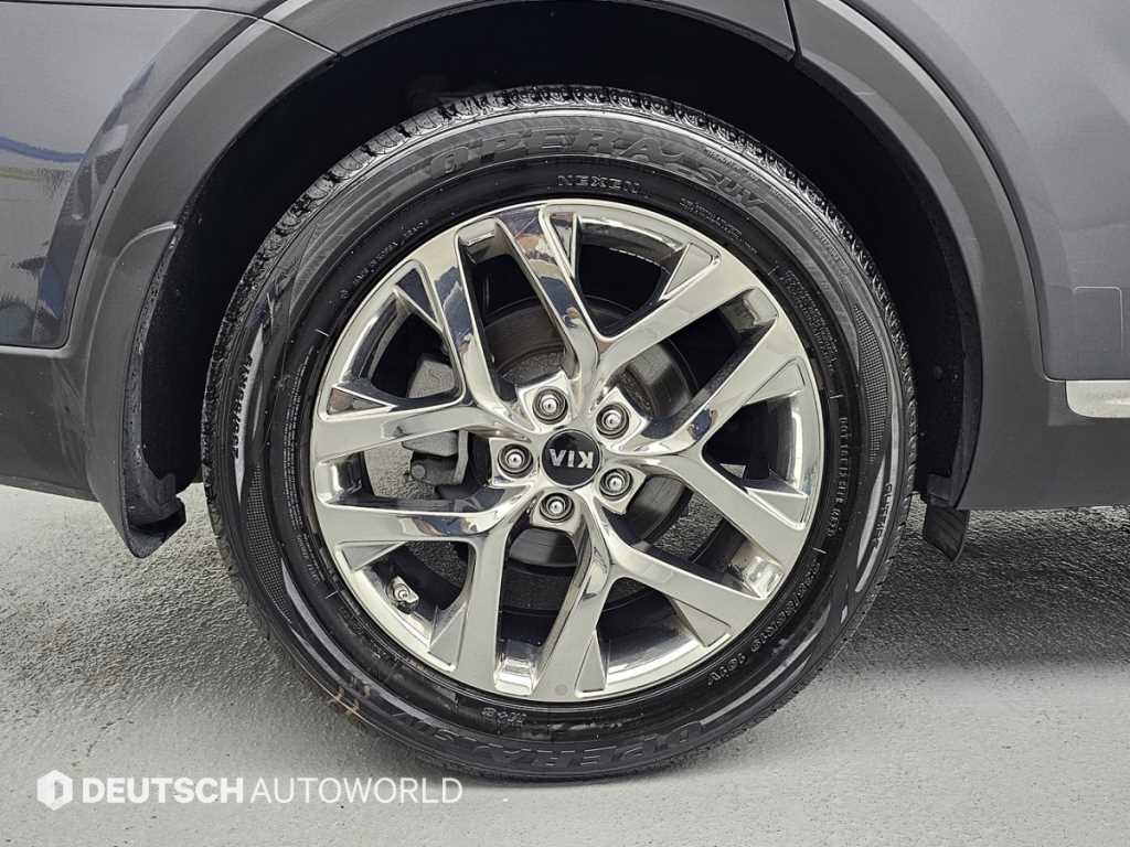 Kia Sorento — photo 05