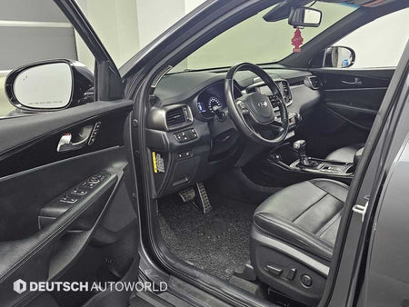 Kia Sorento — photo 11