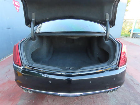 Cadillac CT6 — photo 05