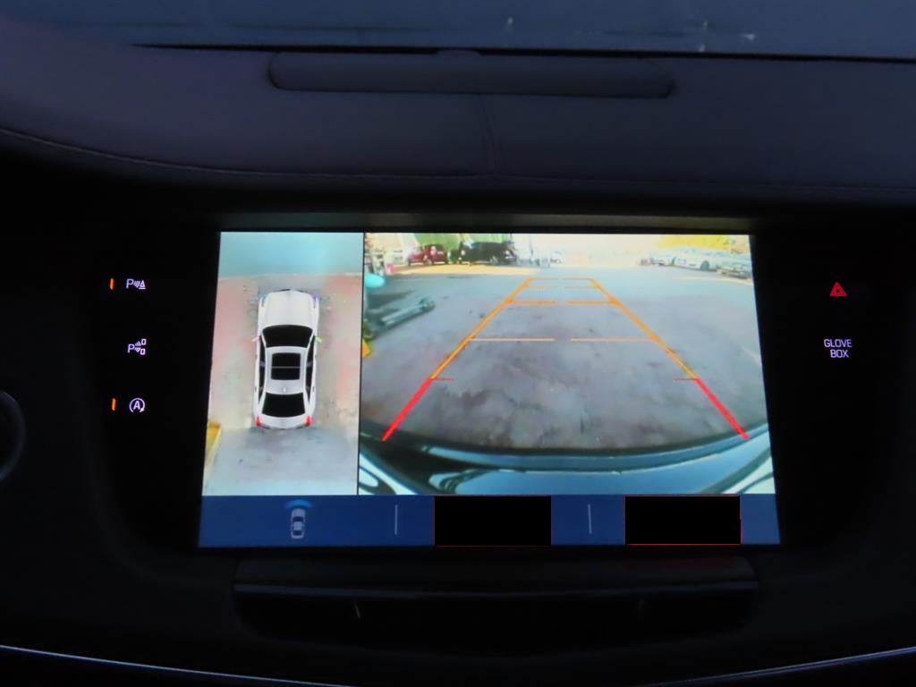 Cadillac CT6 — photo 17