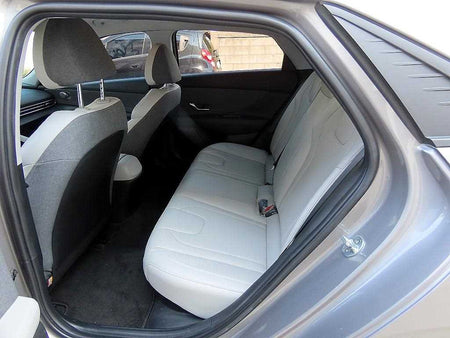 Hyundai Avante — photo 06