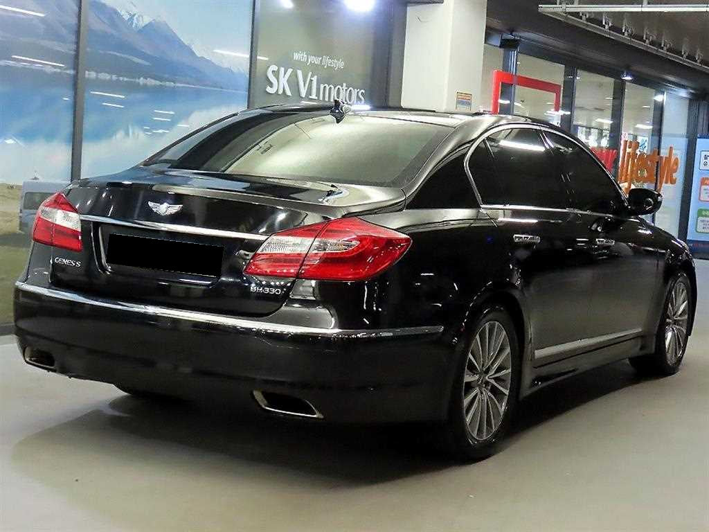 Hyundai Genesis — photo 04