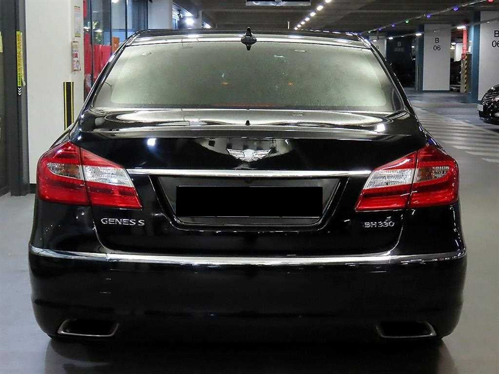 Hyundai Genesis — photo 05
