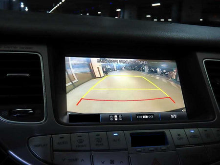 Hyundai Genesis — photo 16