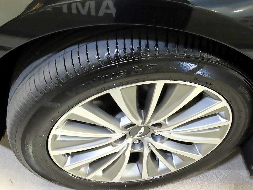Hyundai Genesis — photo 20