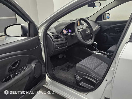 RENAULT SM3 — photo 11
