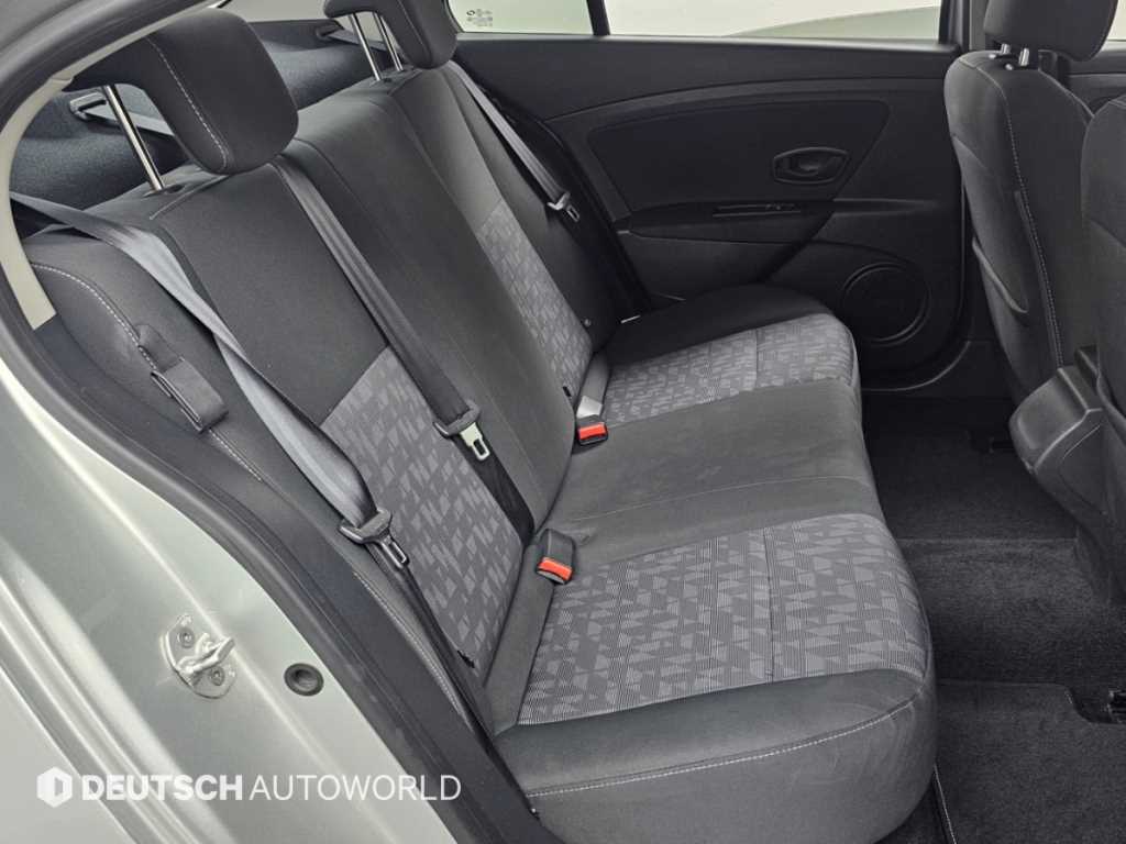 RENAULT SM3 — photo 12