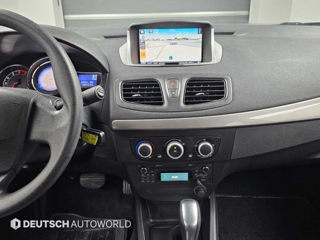 RENAULT SM3 — photo 14