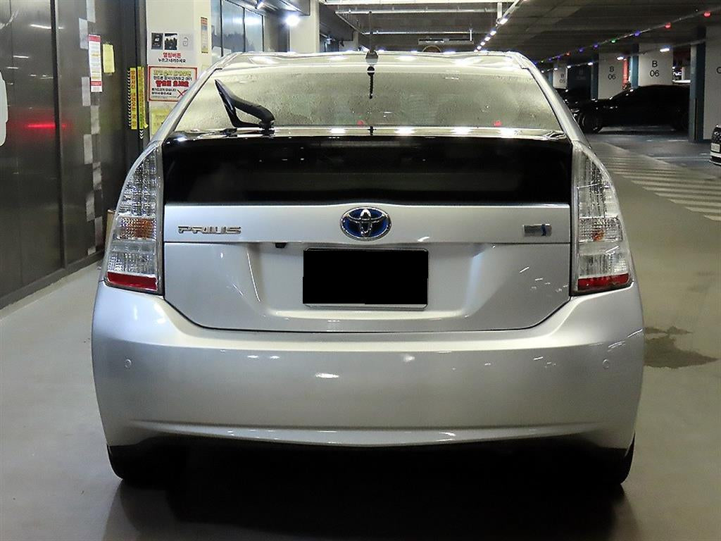 Toyota Prius — photo 05