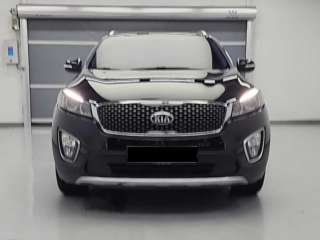 Kia Sorento — photo 02